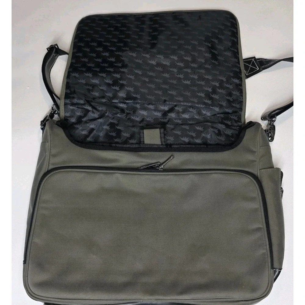 Vintage MGM GRAND Genuine Leather Laptop Travel Bag 20